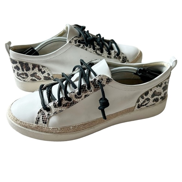 Vionic Shoes - Vionic Winny white leopard snakeskin lace up low top comfort sneakers size 10